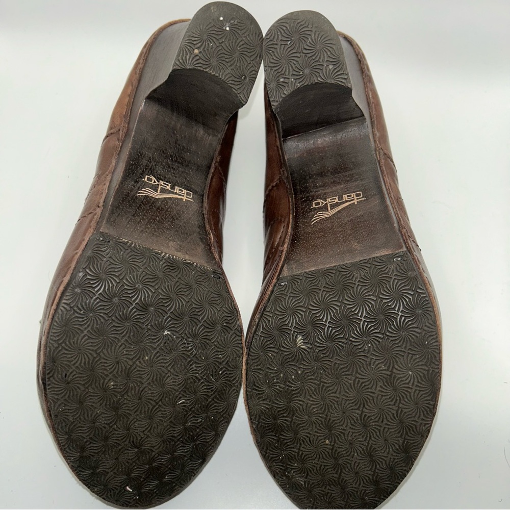 Dansko brown leather Mary Jane lace up heels size 40 - Picture 6 of 6